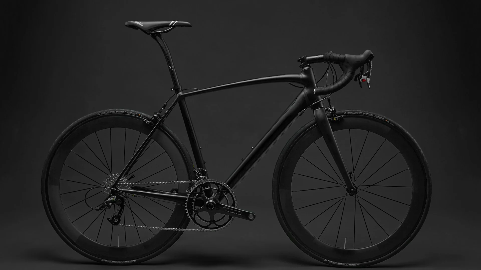 Fietsen webshop voor fietswinkels in Werkendam en gemeente Altena - online verkoop fietsen en accessoires